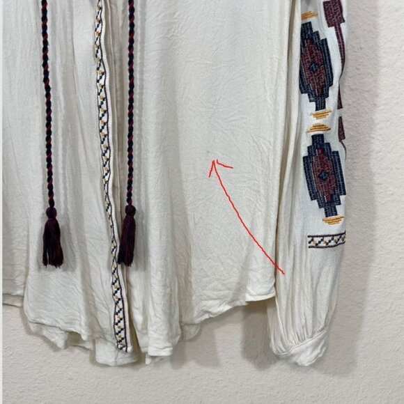 ASTR The Label Size‎ M  MADRID Ivory Embroidered Southwestern Boho Blouse - Picture 7 of 7